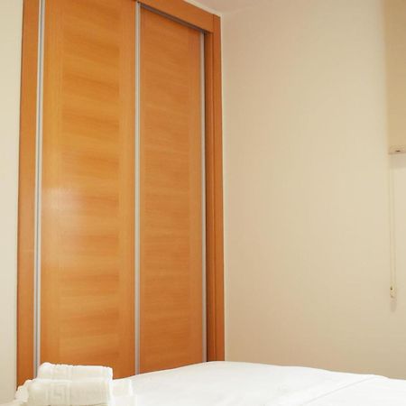 Encina'S Home: Bonito Apartamento De Dos Dormitorios Cerca Del Centro Historico Malaga Luaran gambar