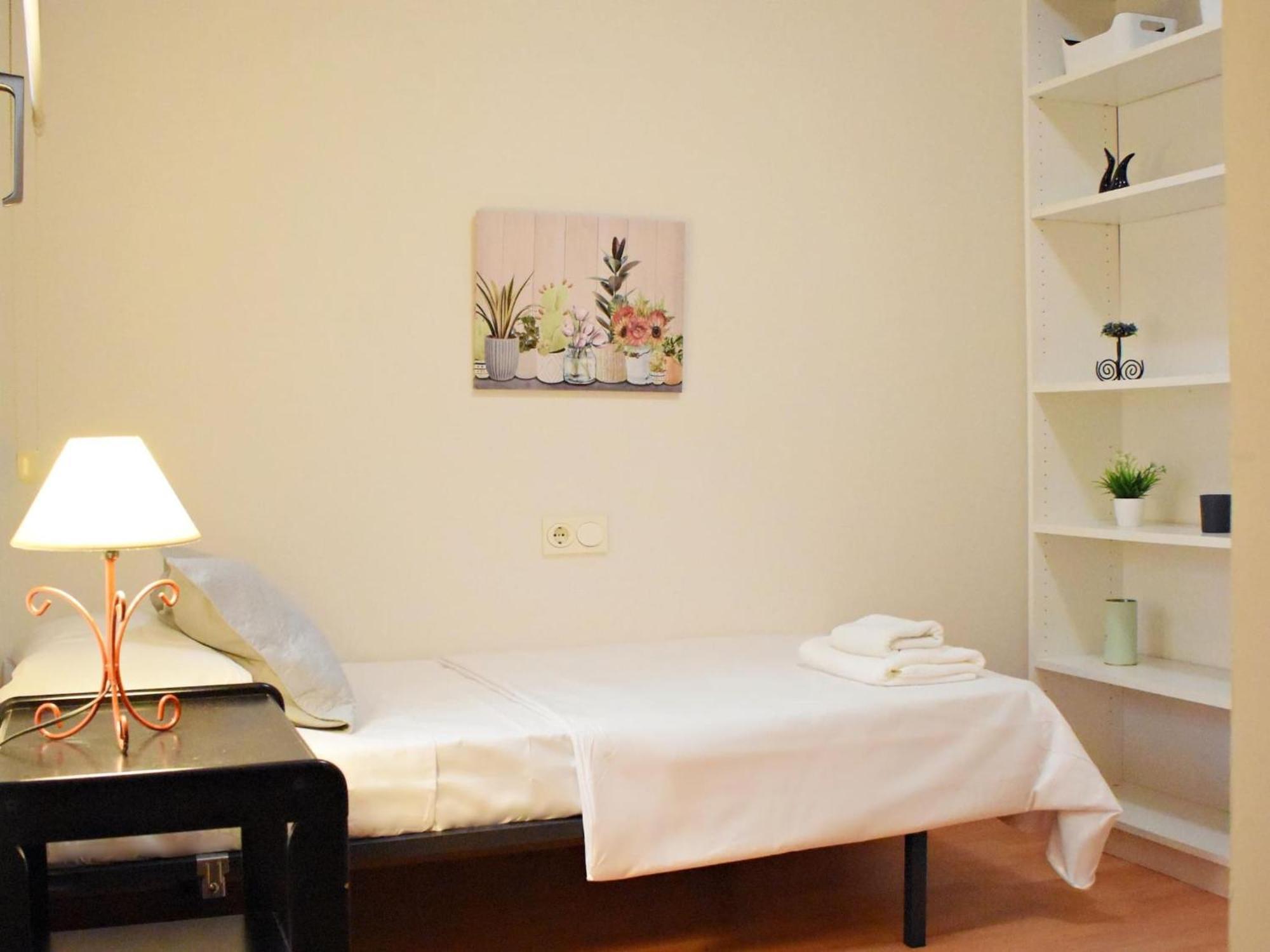 Encina'S Home: Bonito Apartamento De Dos Dormitorios Cerca Del Centro Historico Malaga Luaran gambar