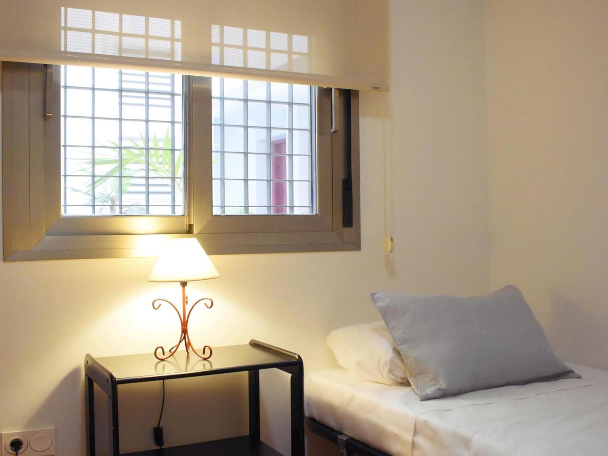 Encina'S Home: Bonito Apartamento De Dos Dormitorios Cerca Del Centro Historico Malaga Luaran gambar