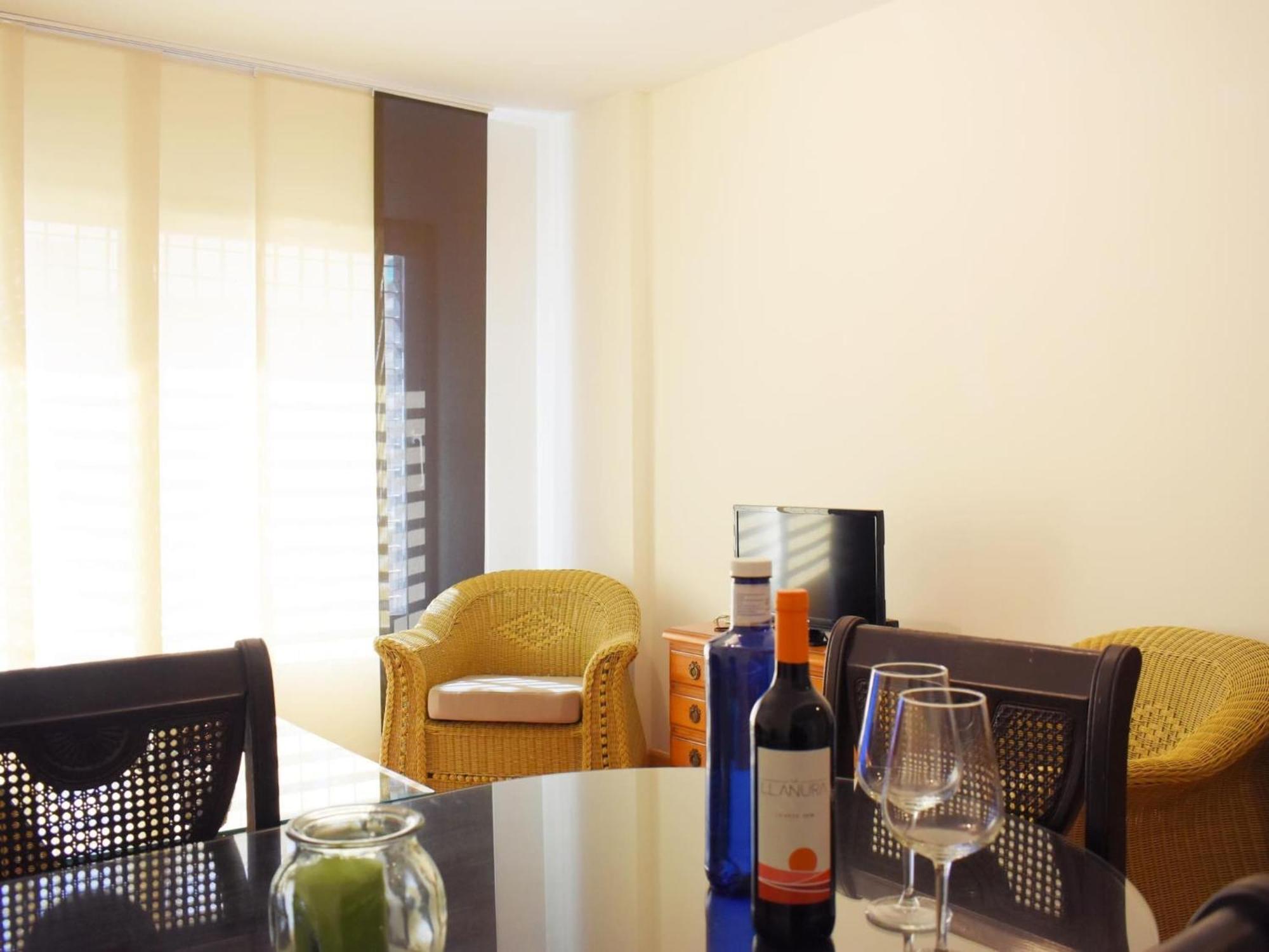Encina'S Home: Bonito Apartamento De Dos Dormitorios Cerca Del Centro Historico Malaga Luaran gambar