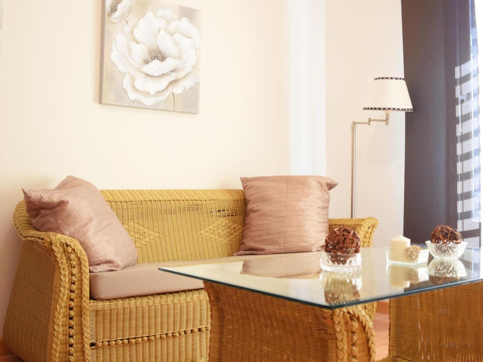Encina'S Home: Bonito Apartamento De Dos Dormitorios Cerca Del Centro Historico Malaga Luaran gambar